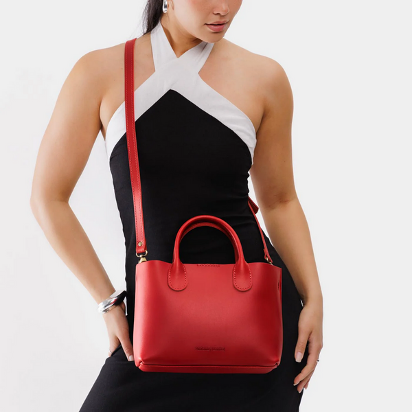 Raindrop Crossbody Bag Portland Leather Raindrop Crossbody Bag фото